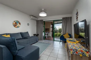 Ideal Investment in Prime Complex – Self-Catering Ground Floor Unit with Sea Views