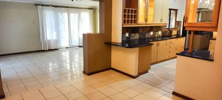 PET FRIENDLY, SPACIOUS HOUSE IN DURBAN NORTH