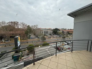 Third Floor Office To Let in Illovo Muse