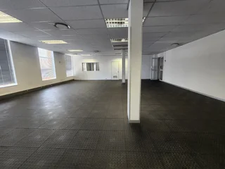 104 Sqm Office To Let – Monument Park – Prime Commercial Location