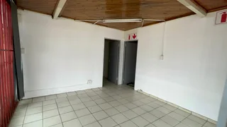 336 m² Office To Let Pretoria Central Showroom With Open Yard