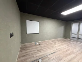 Prime Office Space to Let - Nelson Mandela Square, Sandton