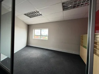 Prime 15m² Office to Let - 61 Van Gelder Road, Bramley, Johannesburg