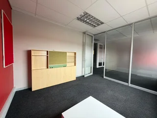 Prime 18.4m² Office Space to Let - 61 Van Gelder Road, Bramley, Johannesburg