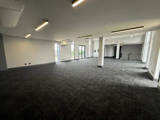 359 Square Meter Office Space To Let In Rooihuiskraal – A-Grade Unit With Backup Power And Fibre