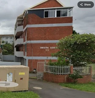 STUNNING PENTHOUSE BEACHFRONT APARTMENT IN ISIPINGO  BEACH