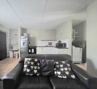 1 Bedroom flat to rent in Royal Maitland Complex