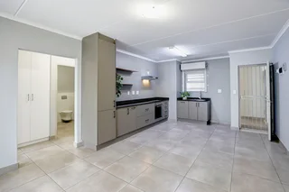 Pet-Friendly Ground-Floor Apartment with a 52 m² Private Garden