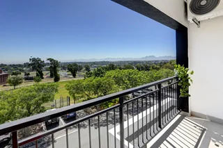 Move-In Ready 2-Bedroom Apartment with Aircon &amp; Views