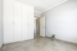 Modern Second-Floor Apartment with Views – Available from 1 December 2025