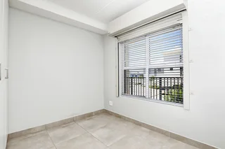 Modern Second-Floor Apartment with Views – Available from 1 December 2025