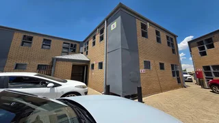 Mini Unit TO LET in Bartlett, Jet Park