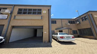 Mini Unit TO LET in Bartlett, Jet Park