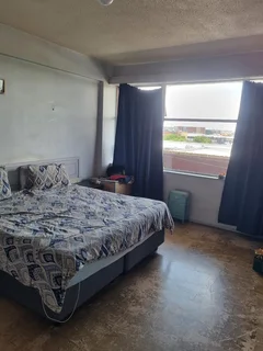 SOLE MANDATE - Charming Unit in Willowmore Heights