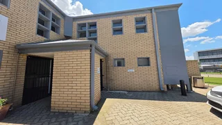 Mini Unit TO LET in Bartlett, Jet Park