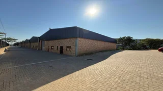 Prime 691m2 Warehouse in Shakas Head To Let