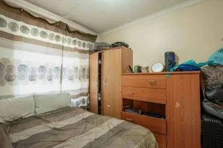 2-Bedroom Home with Unique Rondavel