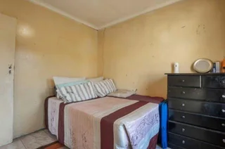 2-Bedroom Home with Unique Rondavel