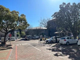 868m² Standalone Office Building in Belmont Office Park, Rondebosch