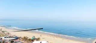 **Exquisite Sectional Title Apartment in Prime North Beach Location**