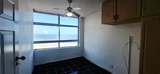 **Exquisite Sectional Title Apartment in Prime North Beach Location**