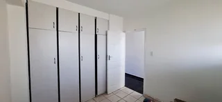 **Exquisite Sectional Title Apartment in Prime North Beach Location**