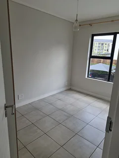 1st Floor Secure 3-bedroom And 2-bathroom Apartment In Greenlee Unit 484