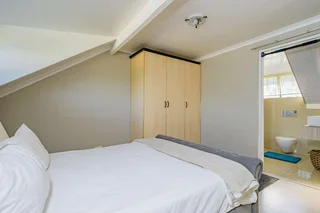 Modern Loft-Style Townhouse with Pool, Outdoor Kitchen &amp; Prime Location!