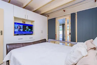 Modern Loft-Style Townhouse with Pool, Outdoor Kitchen &amp; Prime Location!