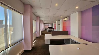 Warehouse To Let In Epping 2