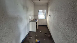 14A - 850sqm Warehouse To Rent - Roodekop