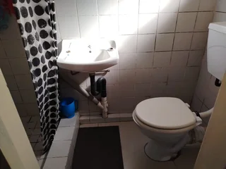 &#34;Experience Serenity &amp; Safety in This Charming Freestanding Home!&#34;