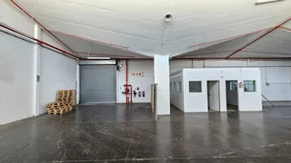 Warehouse To Let In Epping 2