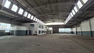 14A - 850sqm Warehouse To Rent - Roodekop