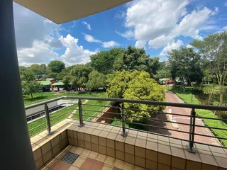 Office unit available for rent in the Woodlands Office Park