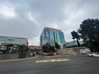 Modern 8th Floor Office To Let in Sinosteel Plaza