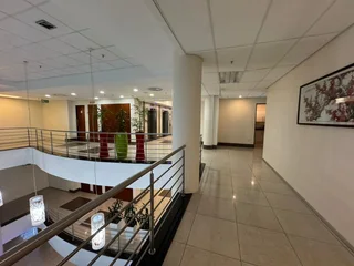 Modern 8th Floor Office To Let in Sinosteel Plaza
