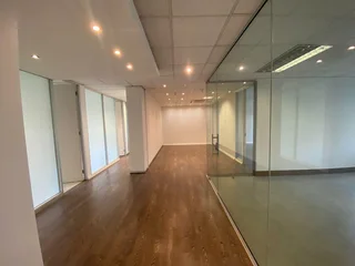 Office unit available for rent in the Woodlands Office Park