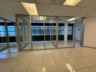 Prestigious Office to Let on the 15th Floor of Sinosteel Plaza