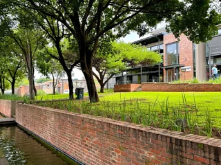 Modern Office Space for Rent – Prime Location with Backup Power