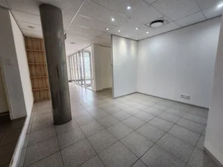 400sqm Office To Let – Monument Park – Modern Workspace With Premium Amenities