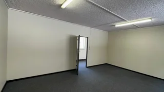 40 Square Meter Office Space To Let – Premium Towers, Pretoria Central – Modern Convenience