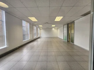 400sqm Office To Let – Monument Park – Modern Workspace With Premium Amenities