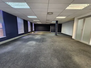 100sqm Office To Let – Monument Park – Exceptional Business Convenience