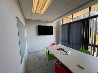 Ground Floor Office For Sale in Upper Grayston Office Park, Sandton