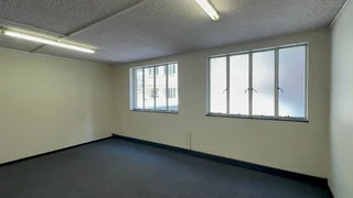 40 Square Meter Office Space To Let – Premium Towers, Pretoria Central – Modern Convenience