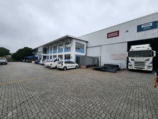 3481m² Warehouse TO LET in Montague Gardens with Gantry Cranes and large power supply