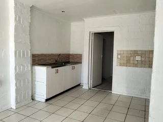 Secure 1-bedroom Apartment In Lotus River - F1bb