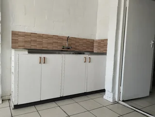 Secure 1-bedroom Apartment In Lotus River - F1bb