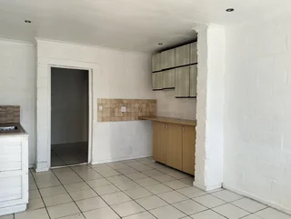 Secure 1-bedroom Apartment In Lotus River - F1bb